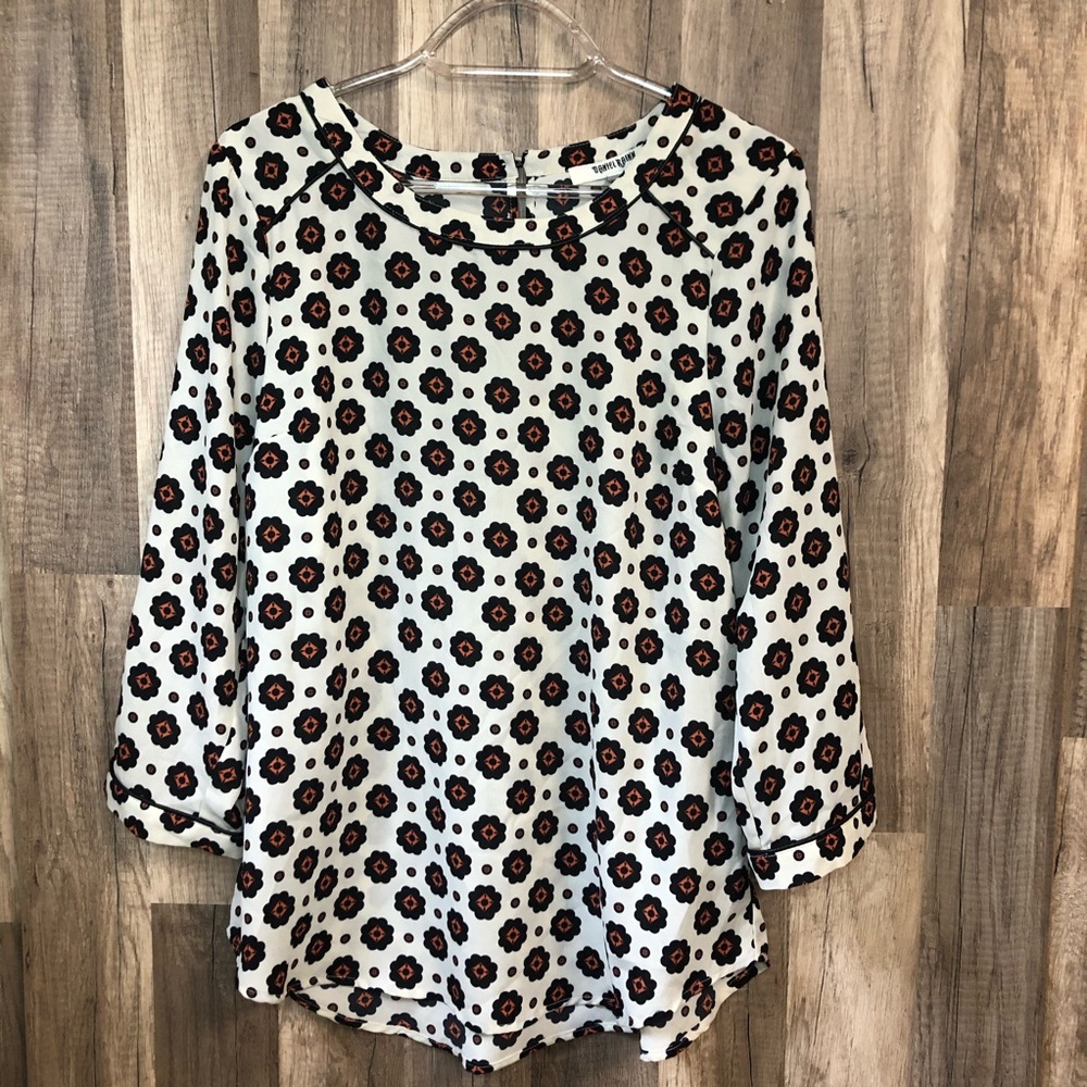 🏷 Daniel Rainn Leather Trim Printed Top